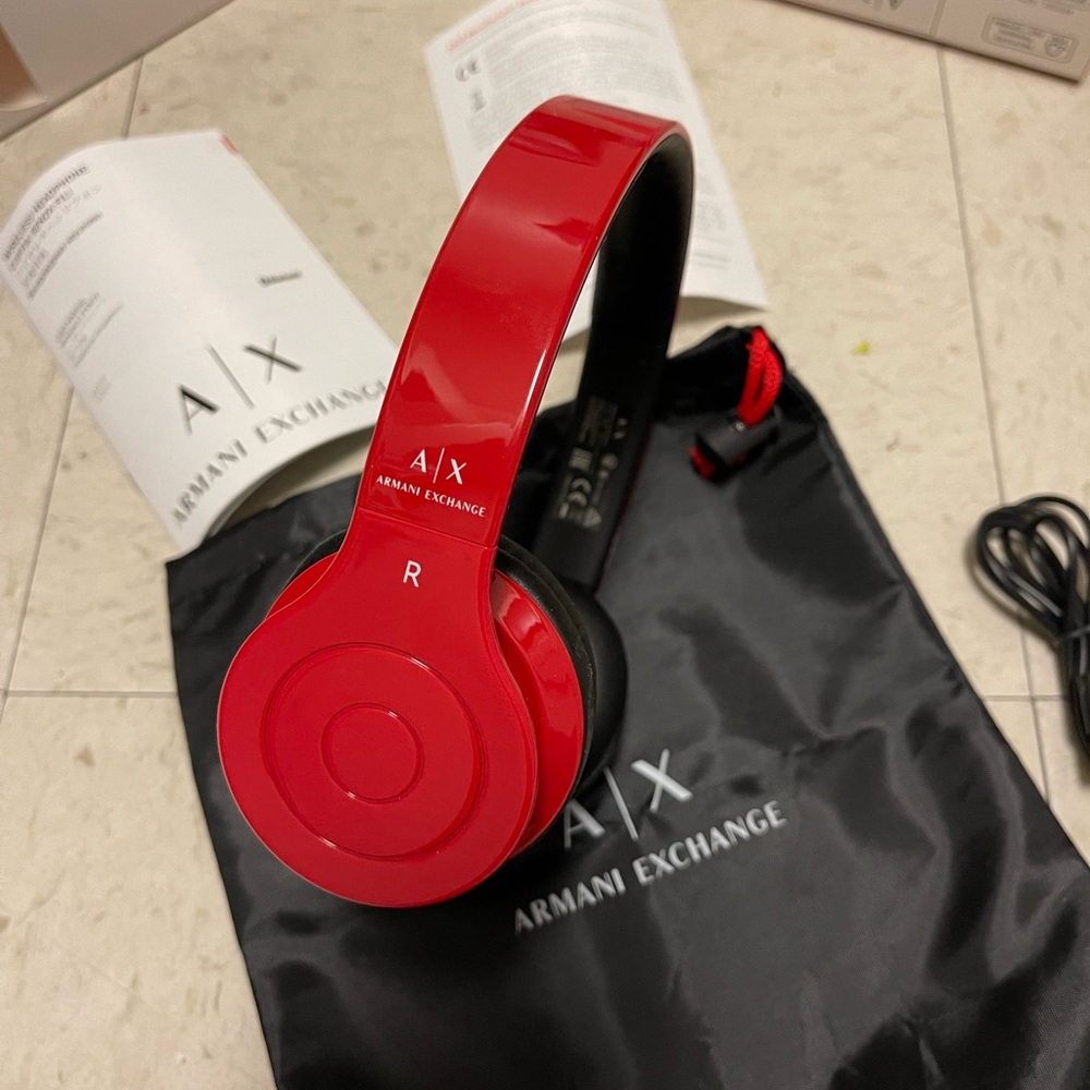 ARMANI EXCHANGE A/X BLUETOOTH PADDED HEADPHONES RECHARGEABLE